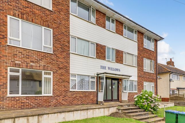 Chichester Road, Seaford 2 bed flat for sale