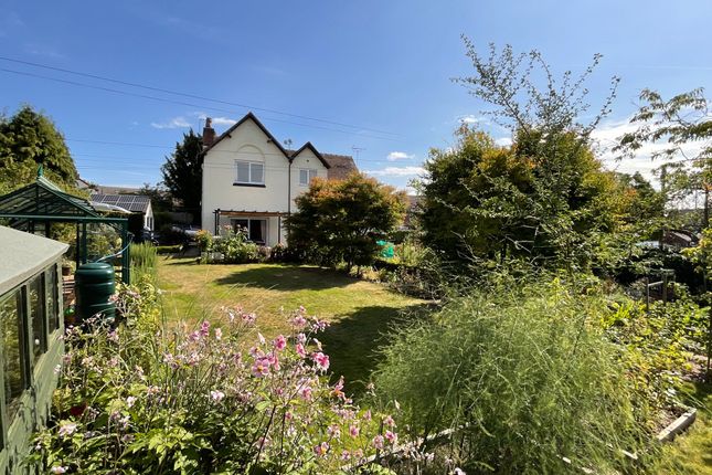 Uttoxeter Road, Stone, ST15 4 bed detached house for sale