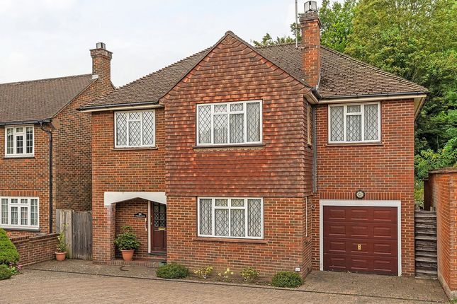 4 bed detached house