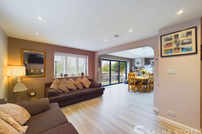 Upland Way, Epsom, KT18 4 bed end of terrace house for sale