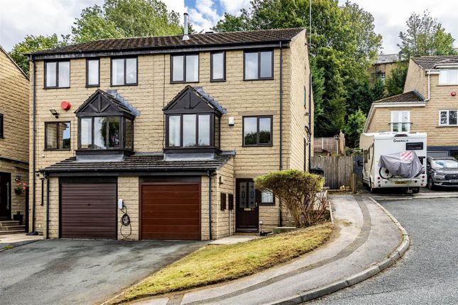 Croft Gardens, Huddersfield HD2 3 bed semi