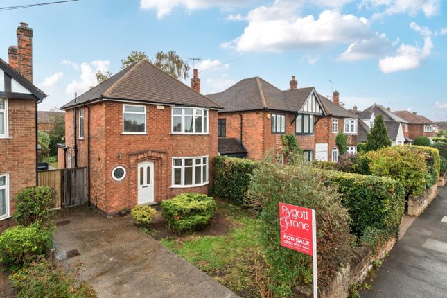 Renfrew Drive, Wollaton NG8 3 bed detached house for sale