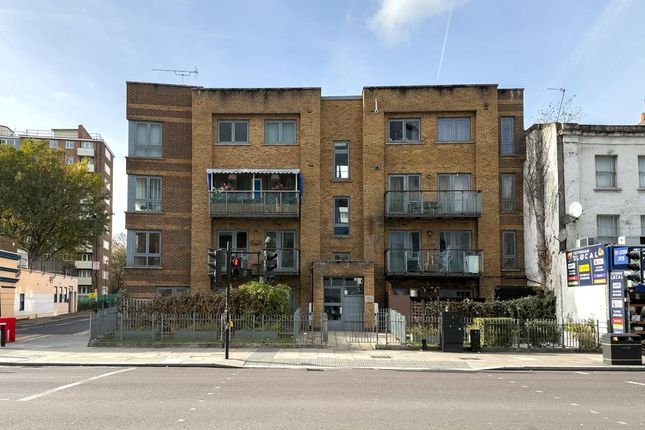 High Road, London 2 bed flat for sale