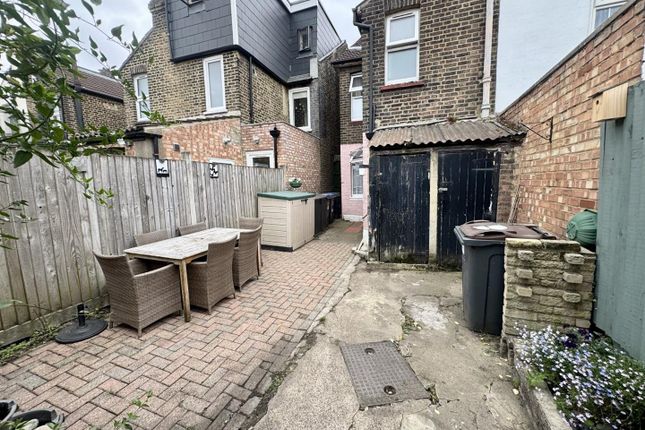 Canterbury Road, Croydon 2 bed end of terrace house for sale