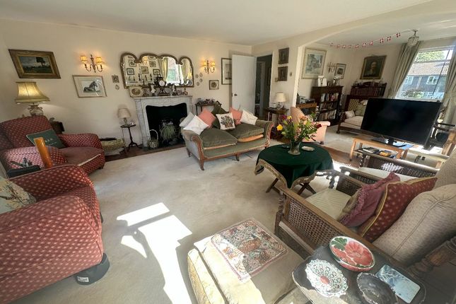 Chiswick Staithe, London 4 bed semi