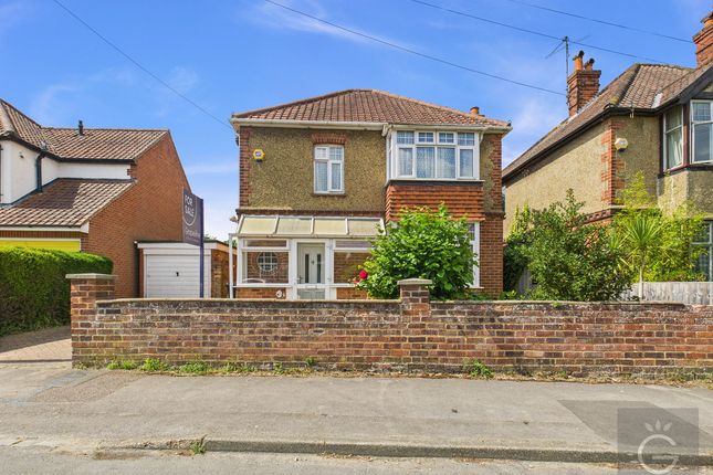 3 bed detached house