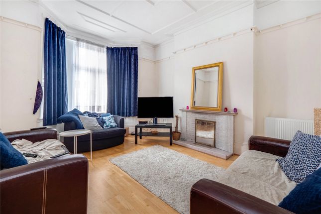 5 bedroom semi-detached house for sale