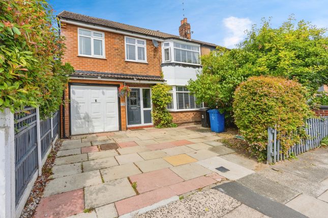 5 bedroom semi-detached house for sale