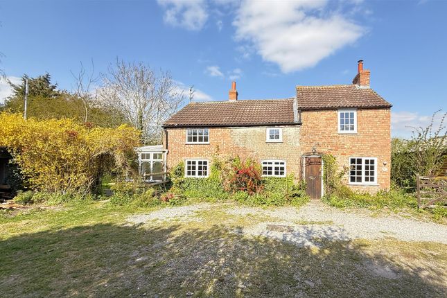 Lombard Street, Orston 4 bed detached house for sale