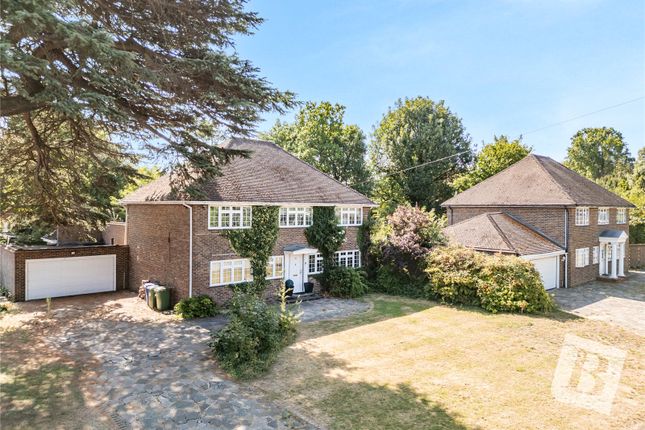 The Witherings, Emerson Park, RM11 5 bed detached house for sale
