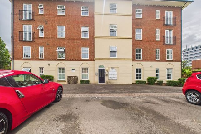 Pillowell Drive, Gloucester 2 bed flat for sale