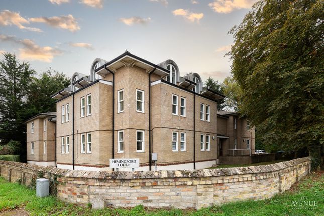 Hemingford Lodge, London Road, St.... 2 bed apartment for sale