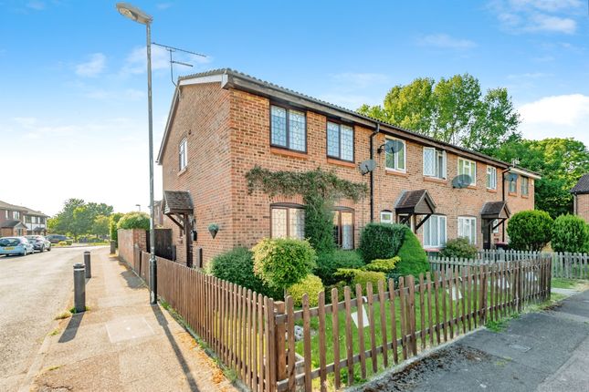 3 bed end terrace house
