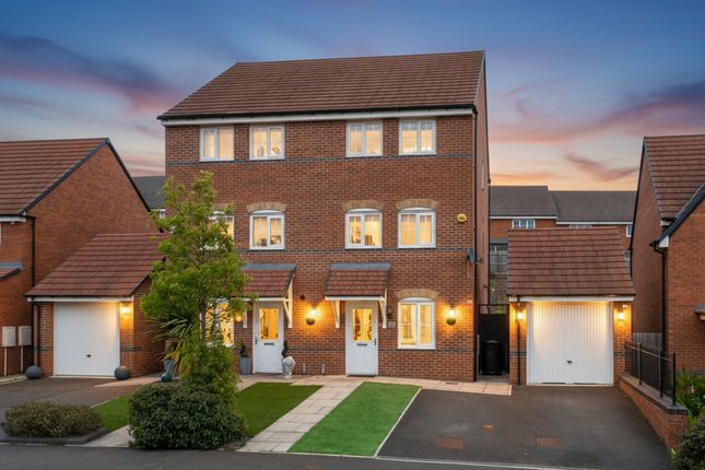 4 bedroom semi-detached house for sale