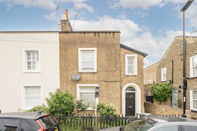 New Road, Brentford TW8 1 bed flat for sale