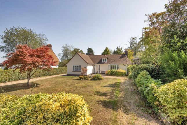 West Heath Lane, Sevenoaks, Kent, TN13 2 bed bungalow for sale