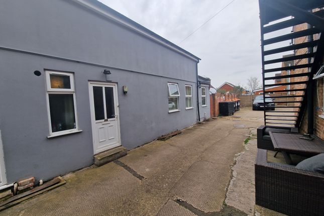 2 bed semi-detached house