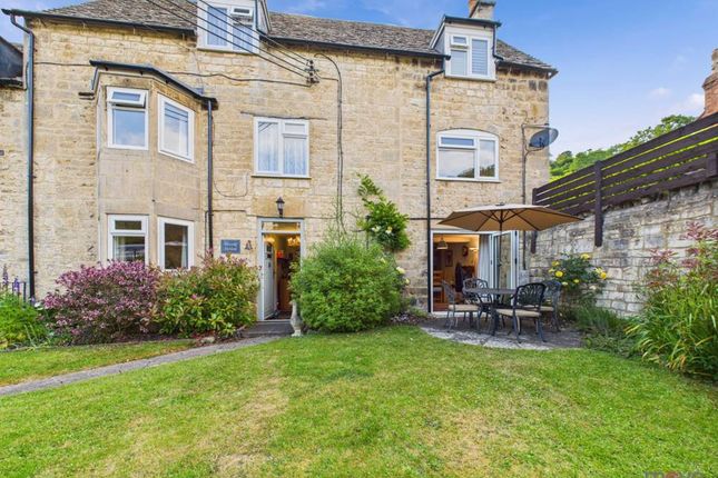5 bedroom semi-detached house for sale