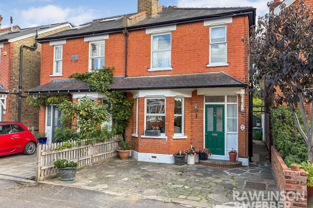 Langton Road, West Molesey KT8 3 bed semi