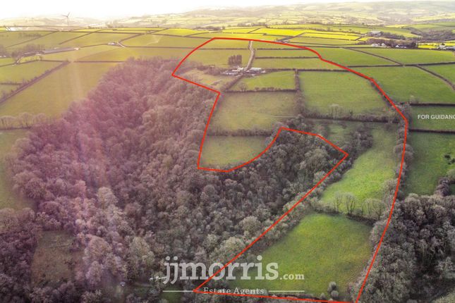 Cwmbach, Whitland 5 bed property with land for sale