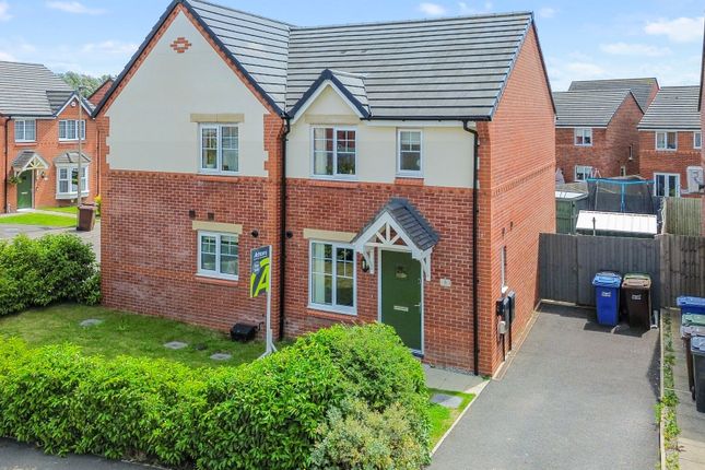 3 bedroom semi-detached house for sale