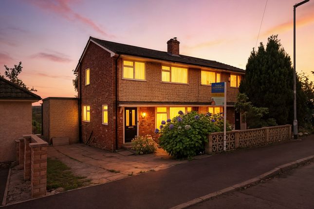 Layton Park Avenue, Leeds, LS19 3 bed semi