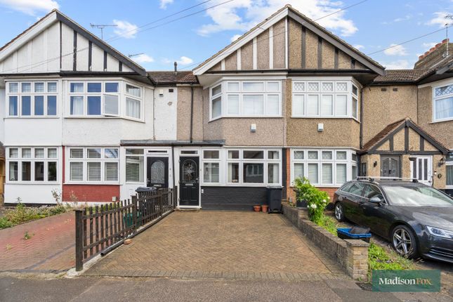 Uplands Road, Woodford Green IG8 2 bed terraced house for sale