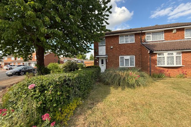 Cusworth Way, Dunstable LU6 3 bed semi