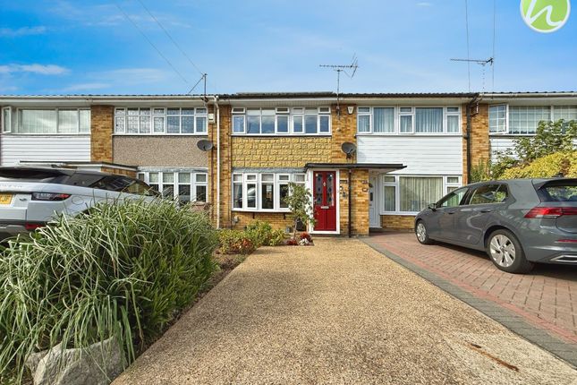 Burton Close, Corringham, SS17 3 bed terraced house for sale