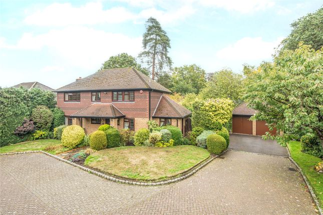 Corbett Drive, Surrey GU18 4 bed detached house for sale