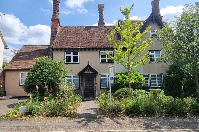 5 bed detached house