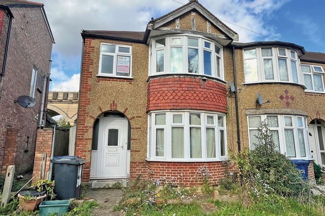 Greenford, UB6 8JF 3 bed semi