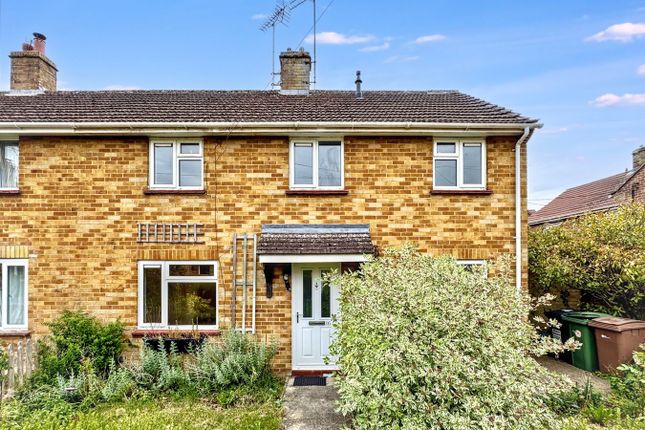 Barrington Road, Watchfield, Swindon... 3 bed semi