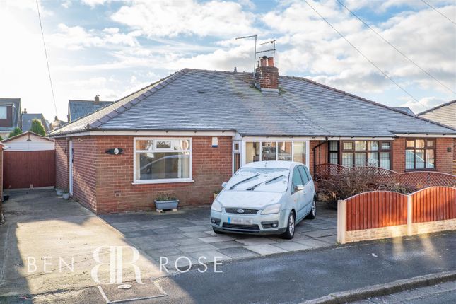 2 bedroom semi-detached bungalow for sale