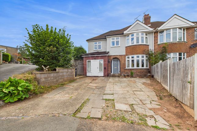 Heathfield Crescent, Kidderminster... 5 bed semi