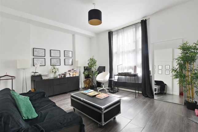 Bickenhall Street, London 2 bed apartment for sale