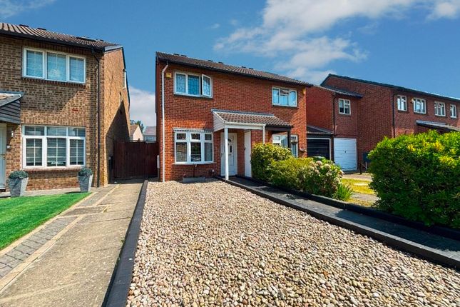 Camellia Close, Romford, RM3 2 bed semi