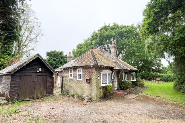 Standard Hill Close, Ninfield, TN33 2 bed detached bungalow for sale