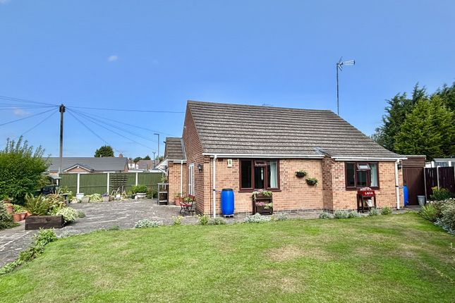 Leicester LE3 2 bed detached bungalow for sale