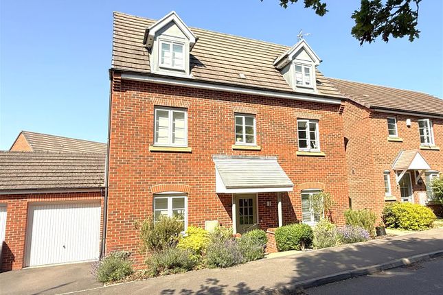 Cherwell Gardens, Bingham 4 bed link detached house for sale