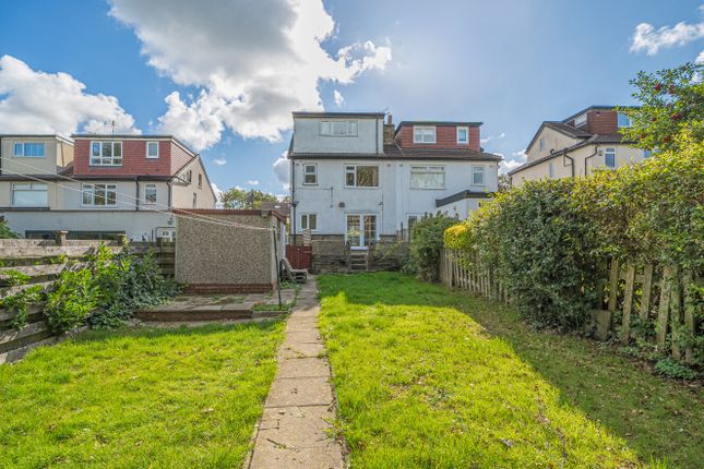 Woodhall Road, Calverley, Pudsey... 4 bed semi