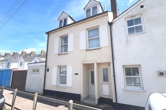 4 bedroom terraced house for sale