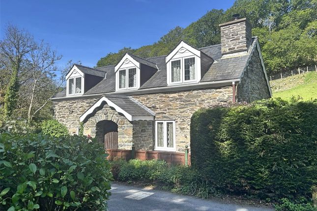 Friog, Fairbourne, Gwynedd, LL38 2 bed detached house for sale