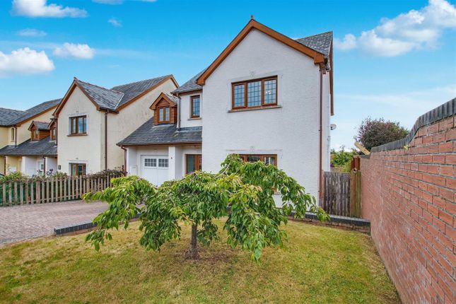 Maesydderwen, Cardigan 3 bed detached house for sale