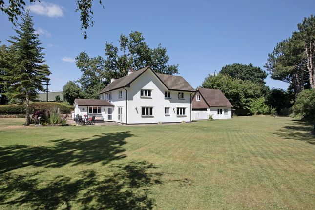 Clapperbrook Lane, Alphington, EX2 4 bed detached house for sale