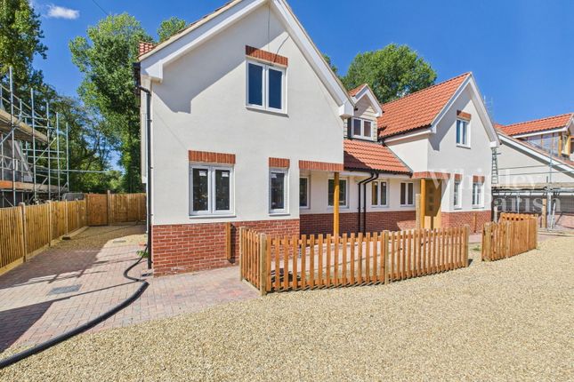 4 bedroom semi-detached house for sale