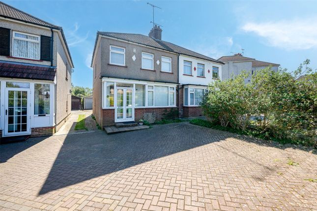Lesney Park Road, Erith, Kent, DA8 3 bed semi
