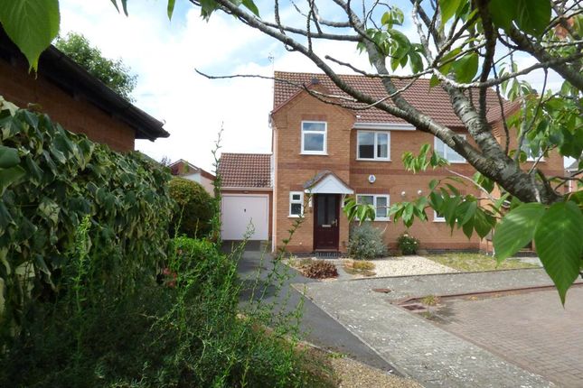 Dormouse Croft, St Peters, Worcester... 3 bed semi