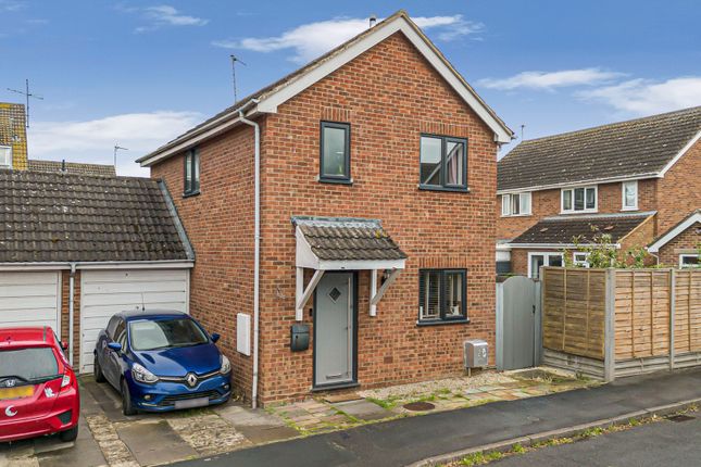 Windsor Road, Sawtry, Cambridgeshire. 3 bed link detached house for sale