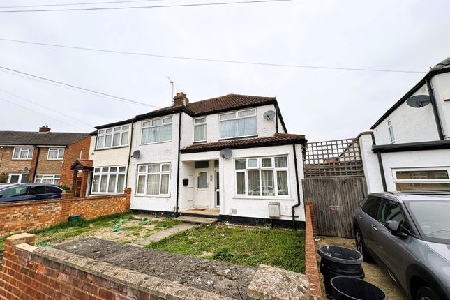 Leybourne Road, Uxbridge 2 bed maisonette for sale